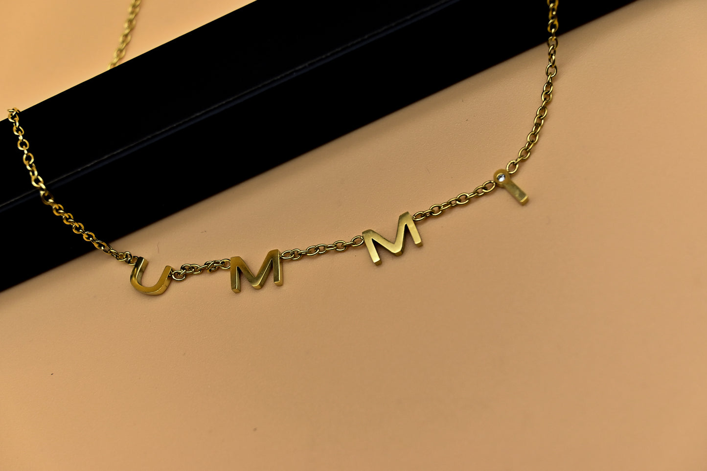 UMMI Necklace - Gold